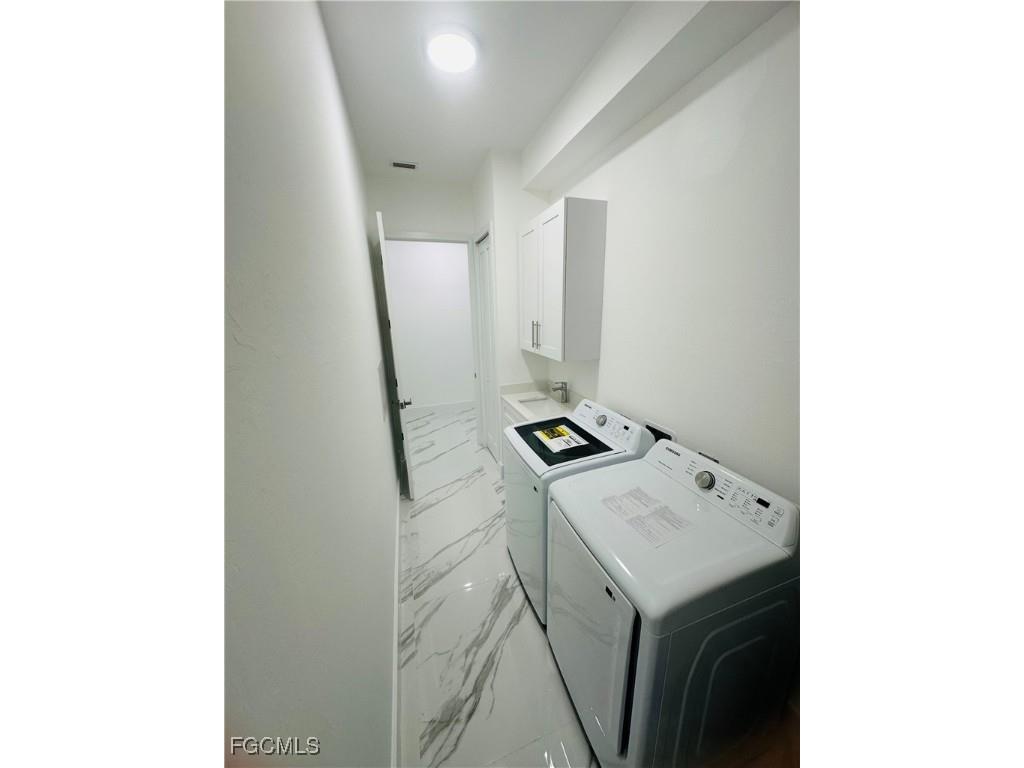 1013 Barcelona Street E Lehigh Acres FL 33974 2025010862 image25