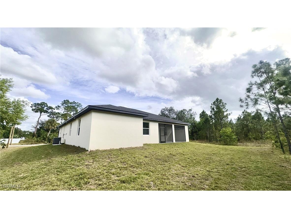 1013 Cleveland Avenue Lehigh Acres FL 33972 2025023005 image17