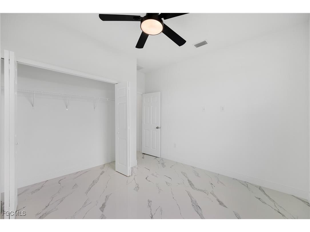 1013 El Dorado Boulevard N Cape Coral FL 33993 2025021634 image15