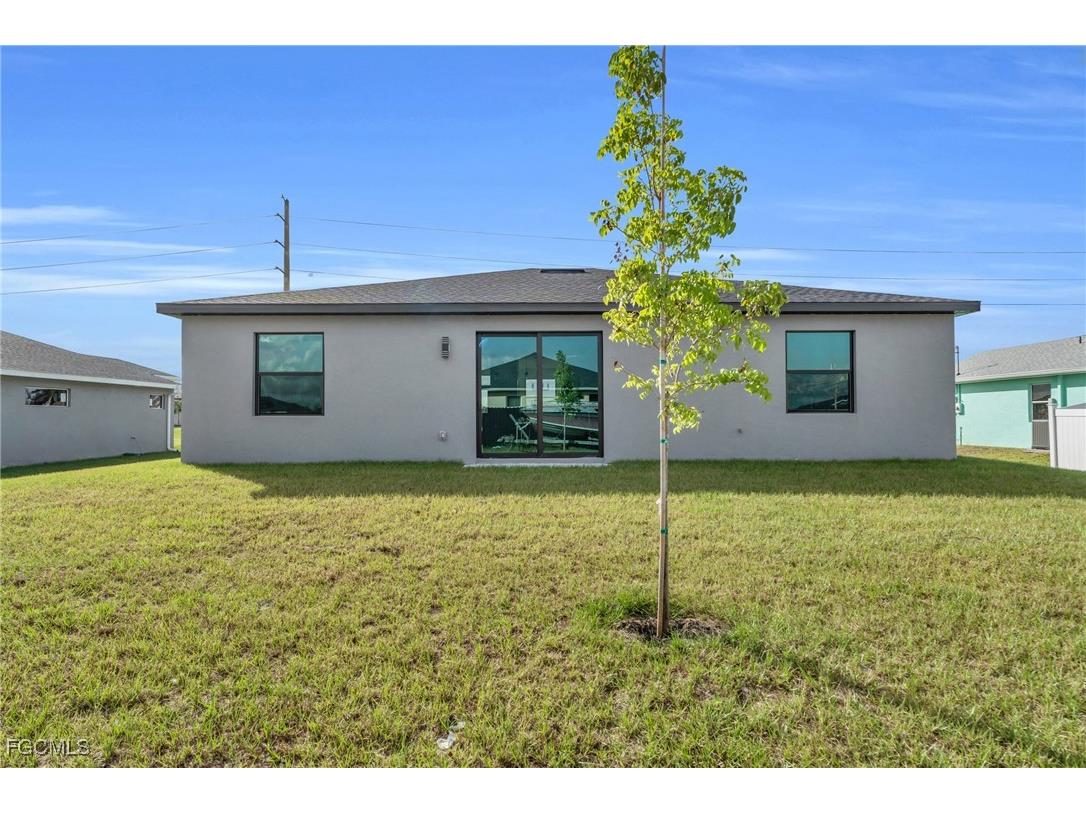 1013 El Dorado Boulevard N Cape Coral FL 33993 2025021634 image28