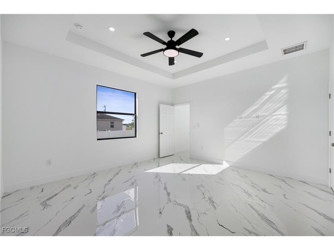 1013 El Dorado Boulevard N Cape Coral FL 33993 2025021634 image8