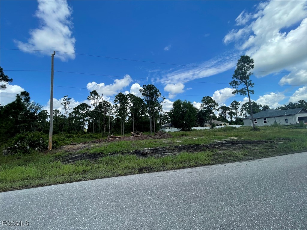 1013 Grant Boulevard Lehigh Acres FL 33974 2025012939 image2