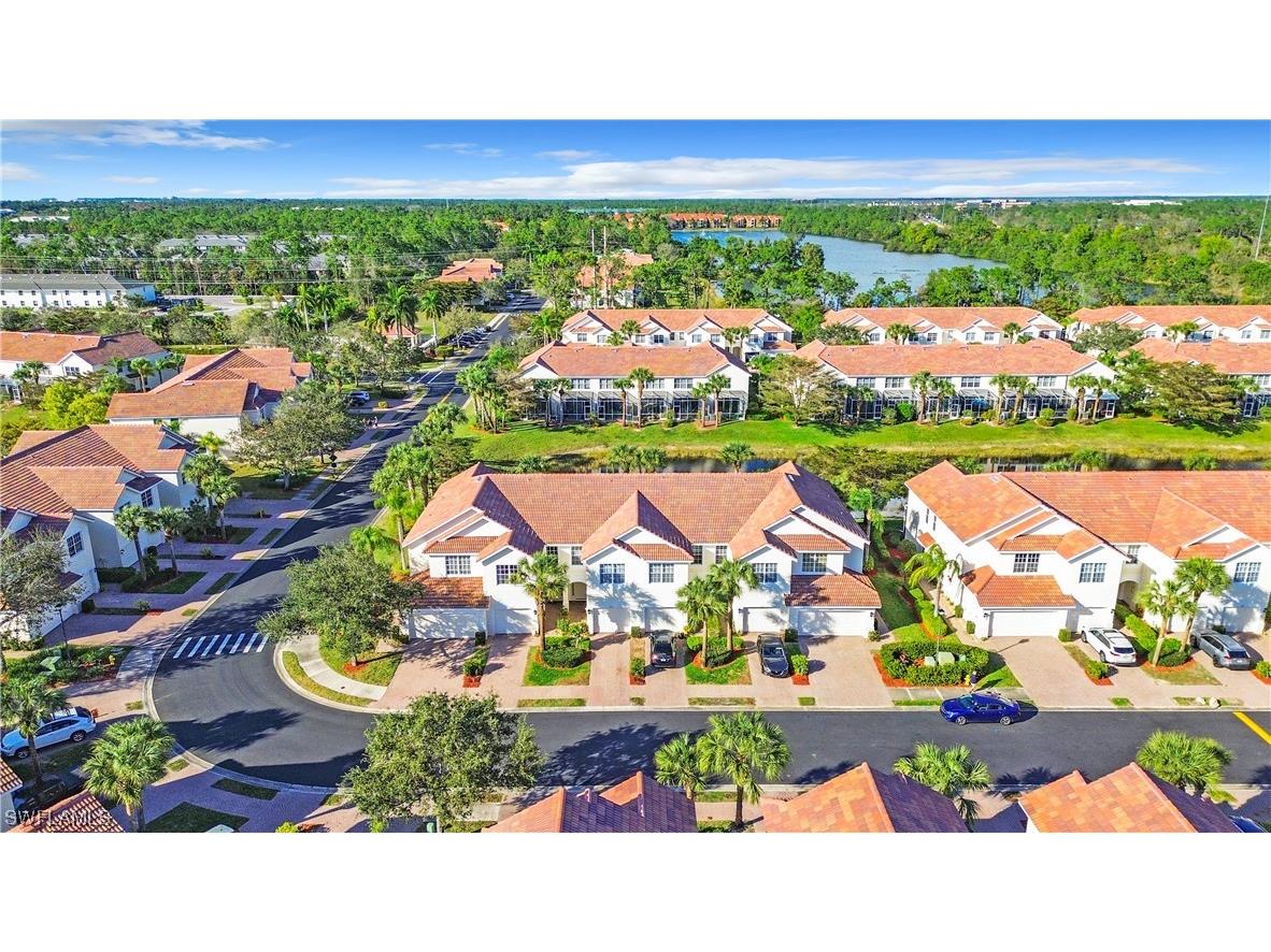 1013 Hampton Circle #127 Naples FL 34105 224015732 image1