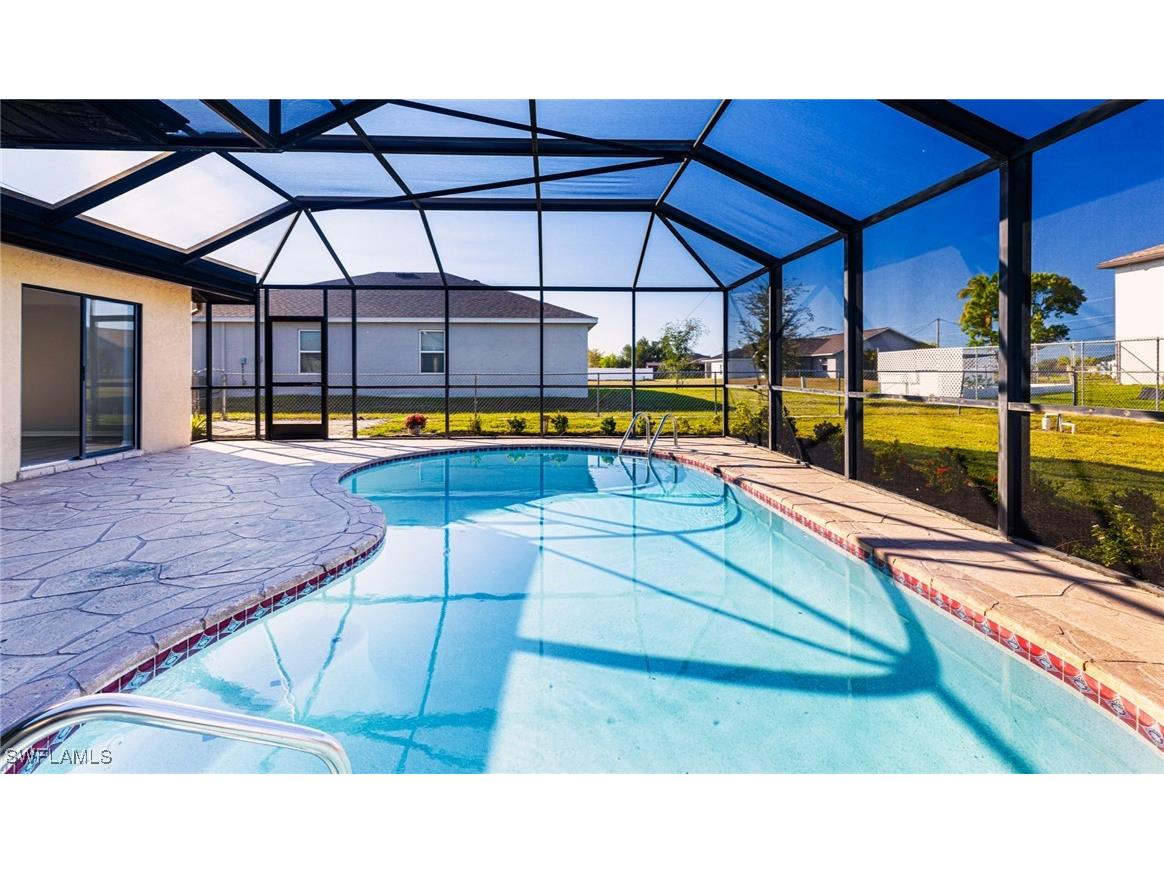 1013 NE 11th Street Cape Coral FL 33909 224097101 image1