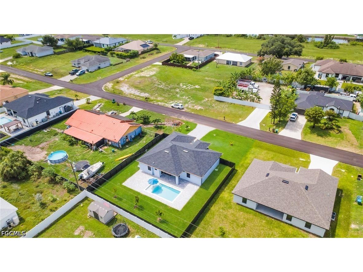 1013 NE 12th Terrace Cape Coral FL 33909 2026029262 image35