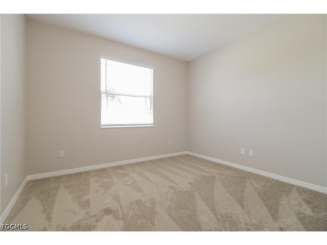 1013 SW 33rd Street Cape Coral FL 33914 2026029702 image10