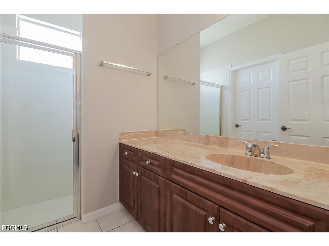 1013 SW 33rd Street Cape Coral FL 33914 2026029702 image13