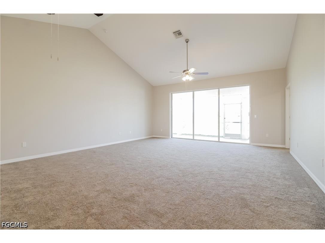 1013 SW 33rd Street Cape Coral FL 33914 2026029702 image2