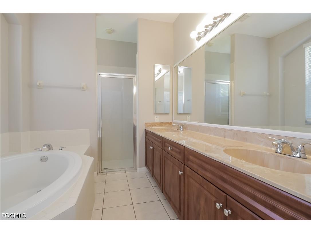 1013 SW 33rd Street Cape Coral FL 33914 2026029702 image9