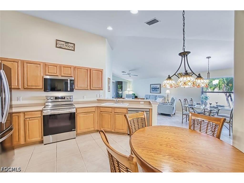 10135 Colonial Country Club Boulevard #1202 Fort Myers FL 33913 2026021927 image6