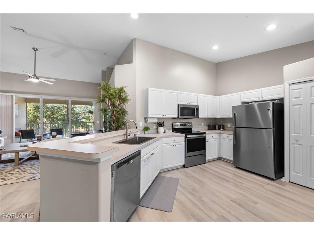 10135 Colonial Country Club Boulevard #1208 Fort Myers FL 33913 225046496 image5