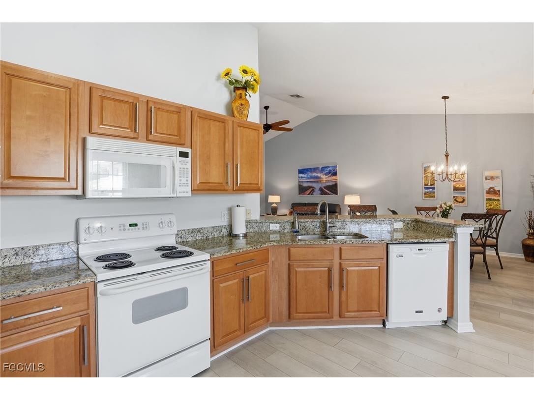 10137 Colonial Country Club Boulevard #1103 Fort Myers FL 33913 2026003195 image14