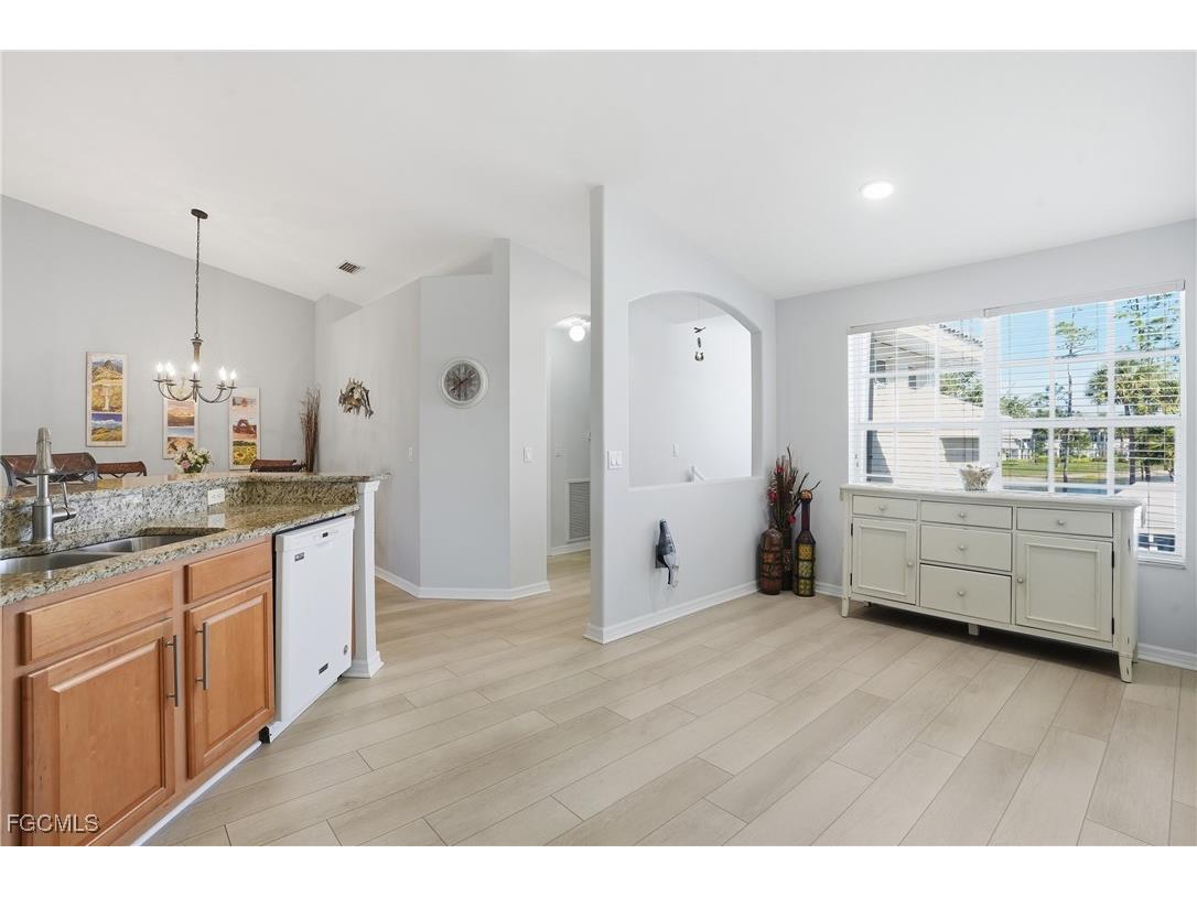 10137 Colonial Country Club Boulevard #1103 Fort Myers FL 33913 2026003195 image16