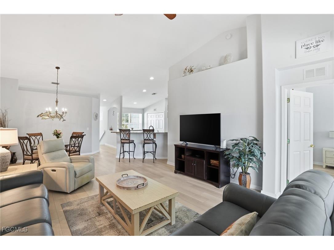 10137 Colonial Country Club Boulevard #1103 Fort Myers FL 33913 2026003195 image7