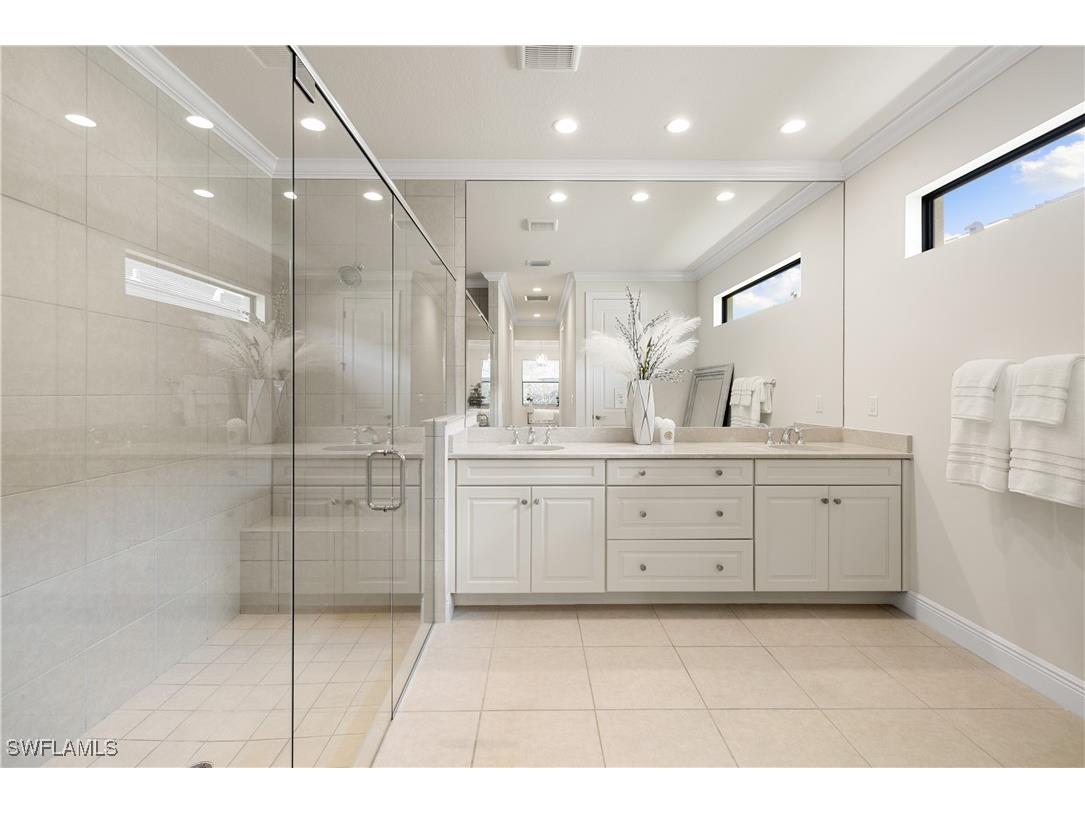 10137 Florence Circle Naples FL 34119 225076841 image18