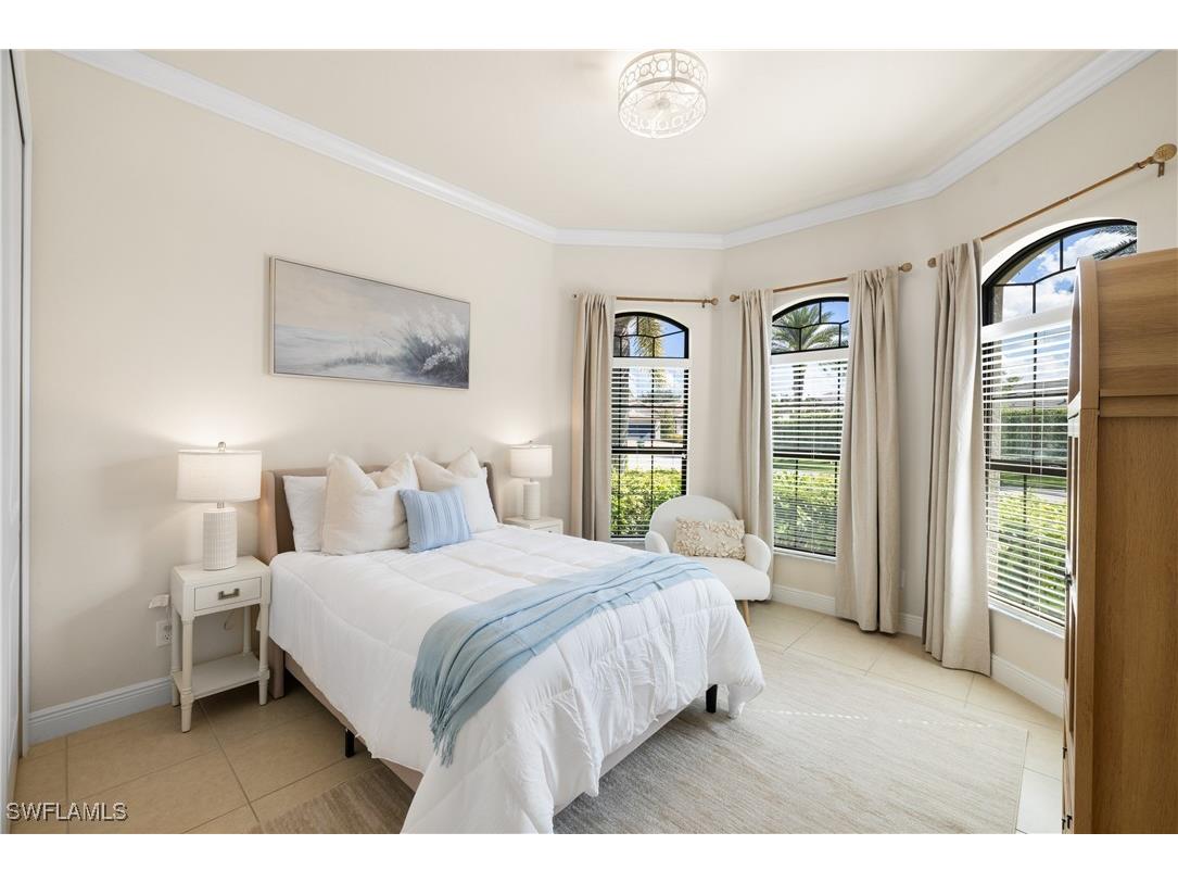 10137 Florence Circle Naples FL 34119 225076841 image21