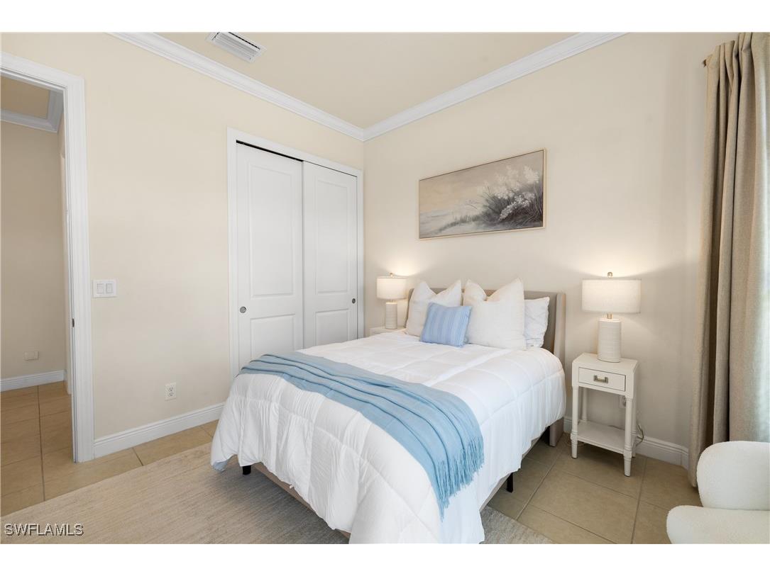 10137 Florence Circle Naples FL 34119 225076841 image22