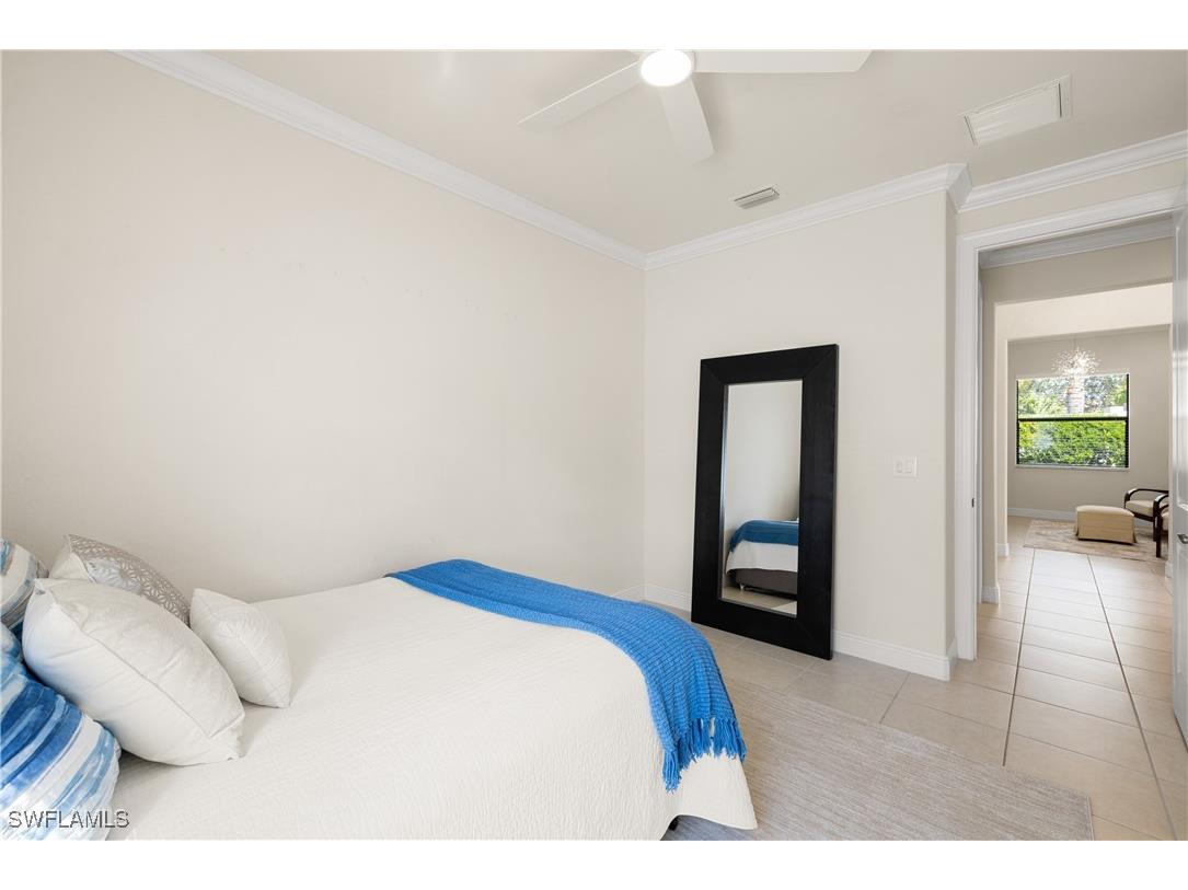 10137 Florence Circle Naples FL 34119 225076841 image25