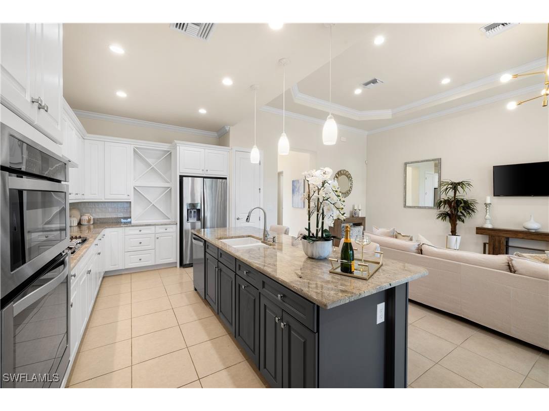 10137 Florence Circle Naples FL 34119 225076841 image9