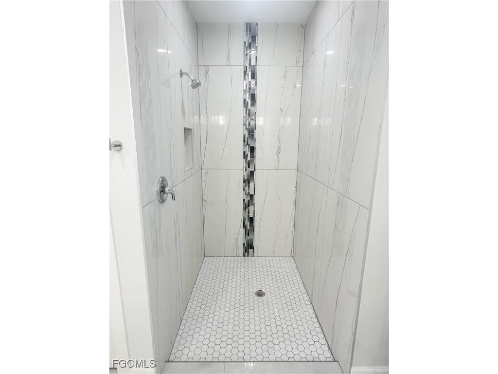 1014 Angelo Avenue Lehigh Acres FL 33971 2025010182 image9