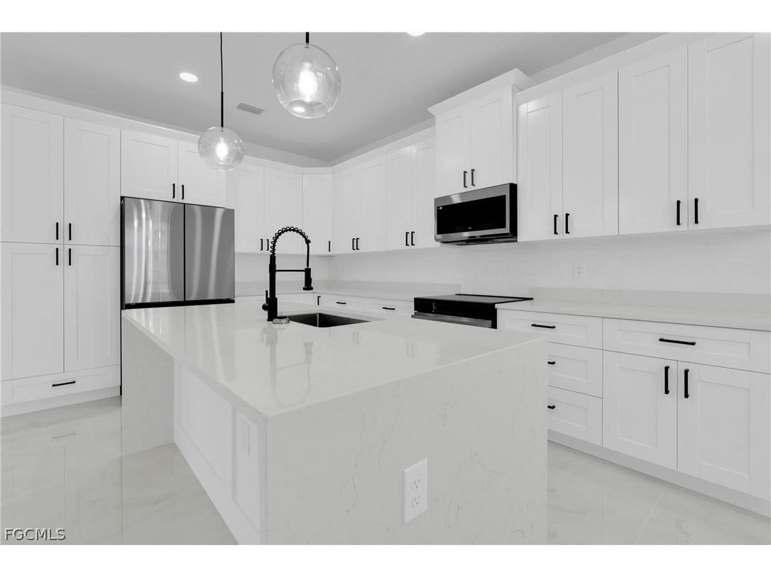 1014 Countess Avenue Lehigh Acres FL 33974 2026008543 image16