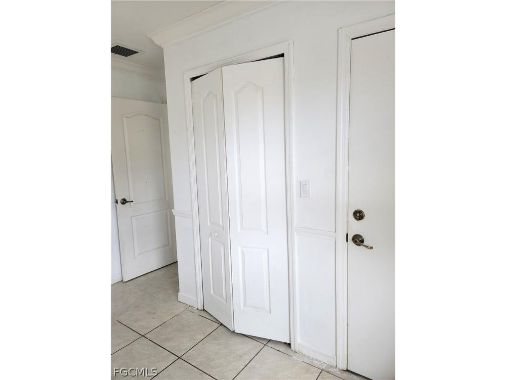 1014 Country Club Boulevard #2 Cape Coral FL 33990 2026010535 image5