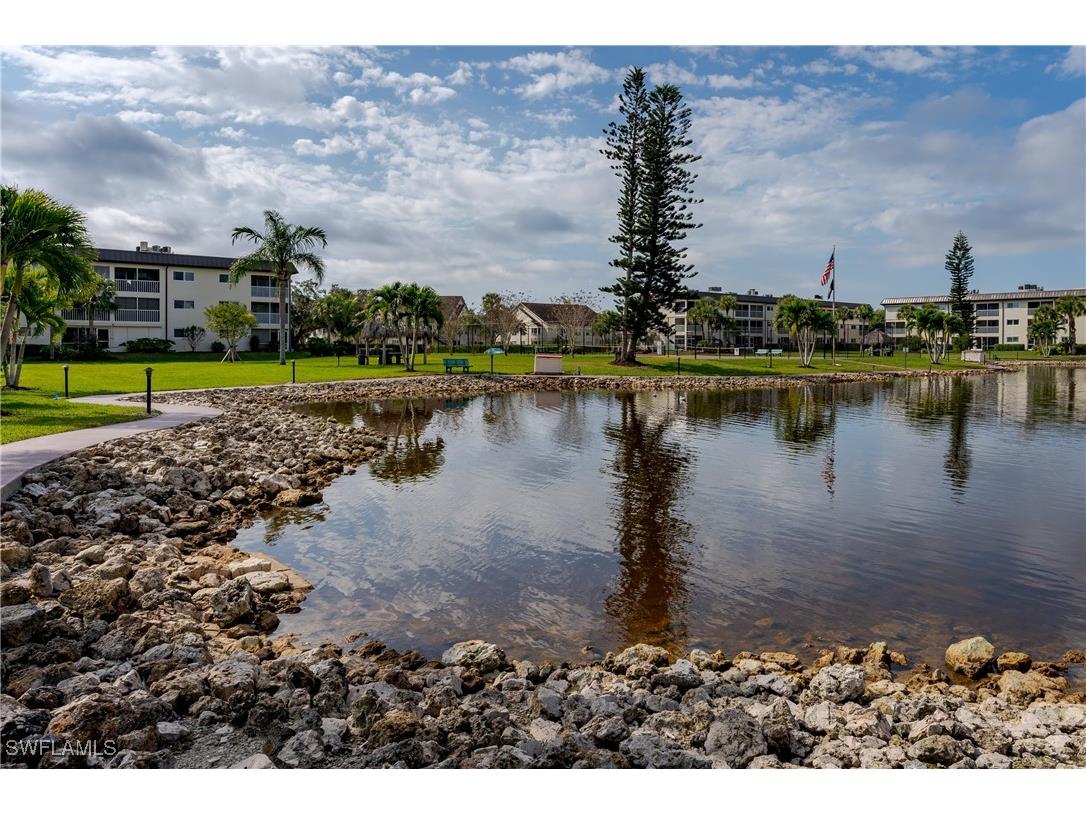 1014 Manatee Road #F102 Naples FL 34114 225038088 image33