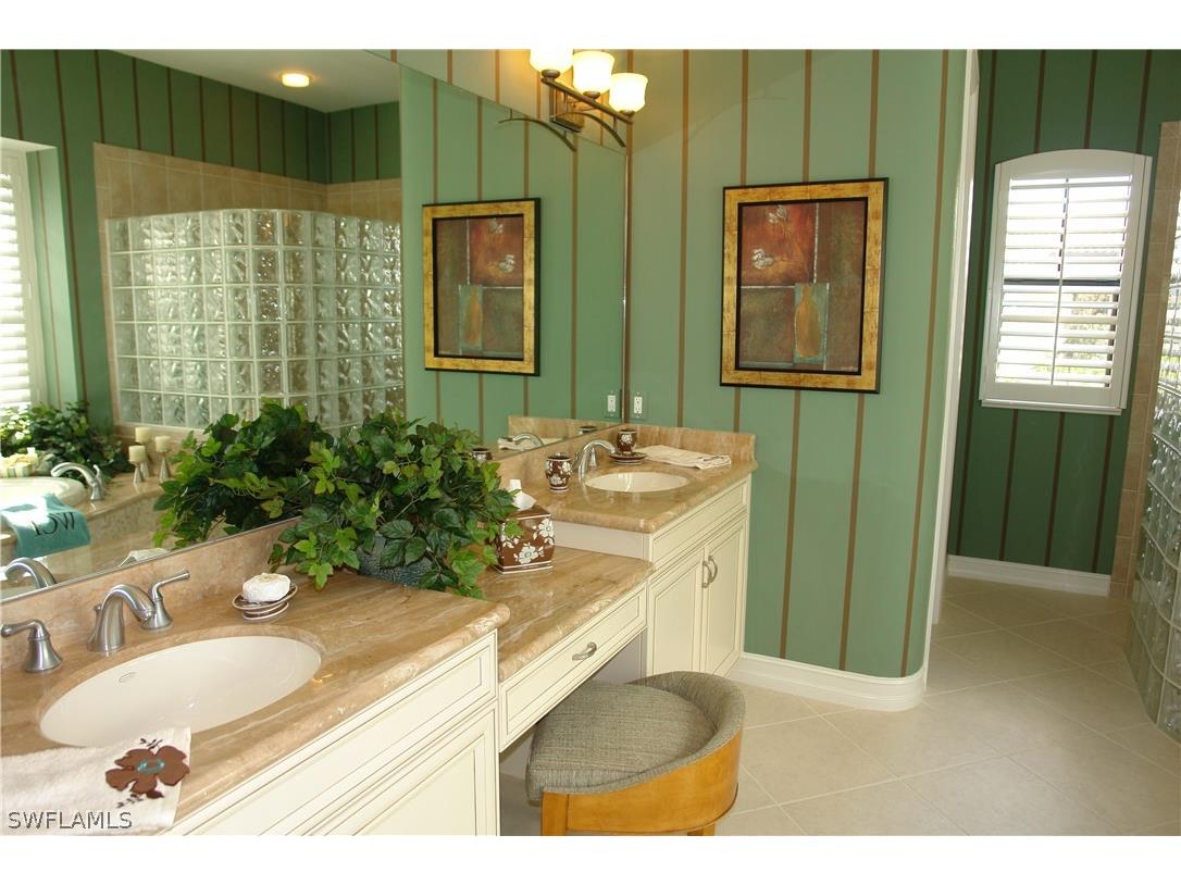 10142 Avalon Lake Circle Fort Myers FL 33913 226008341 image14
