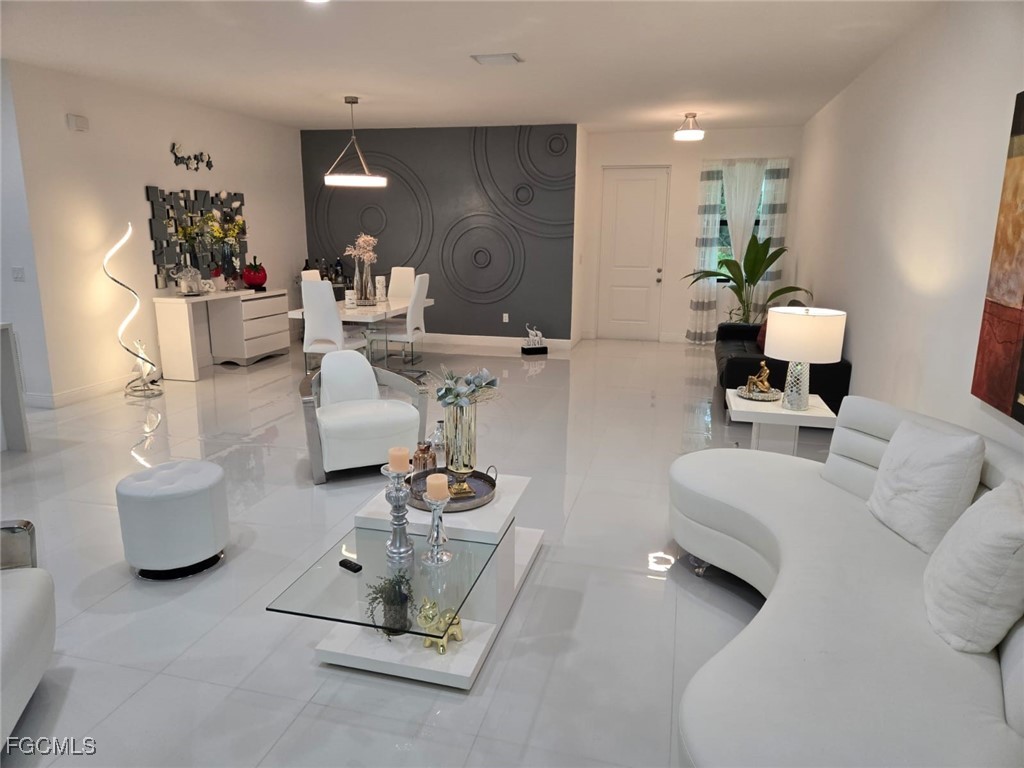 1015 Balboa Avenue Labelle FL 33935 2025000073 image11