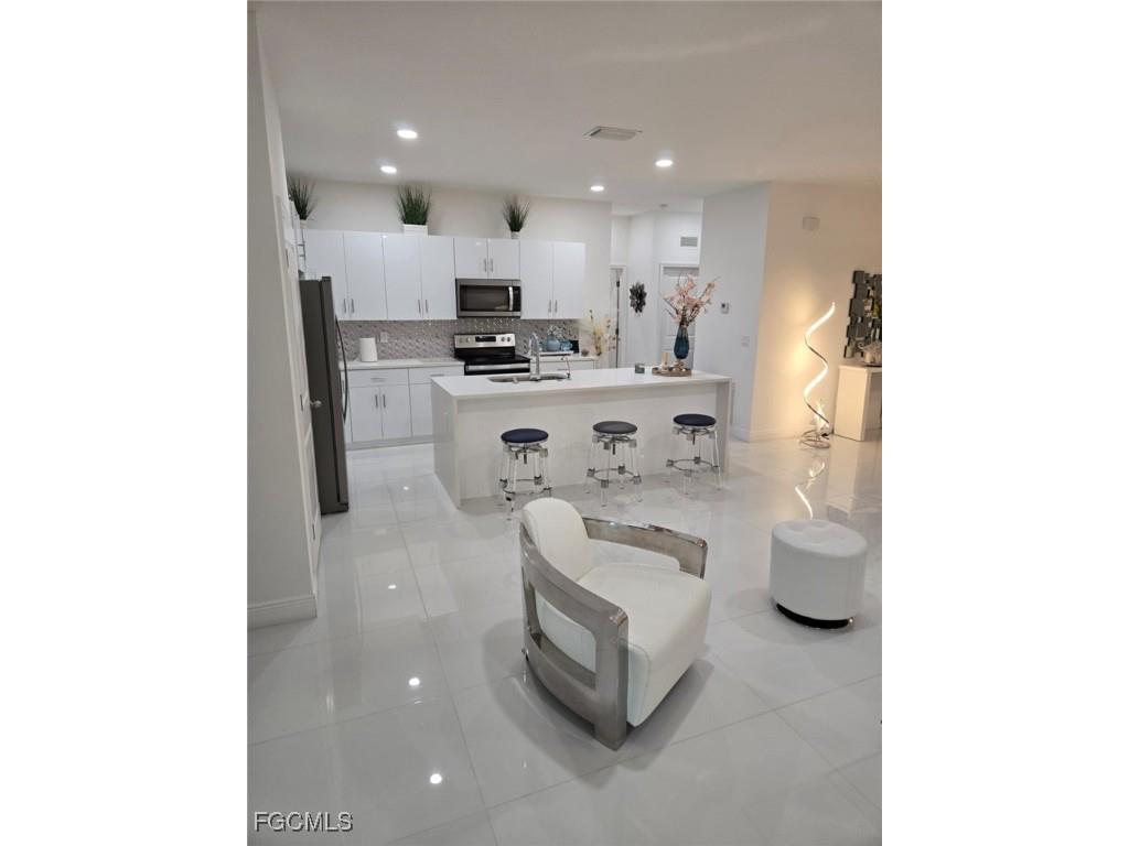 1015 Balboa Avenue Labelle FL 33935 2025000073 image12