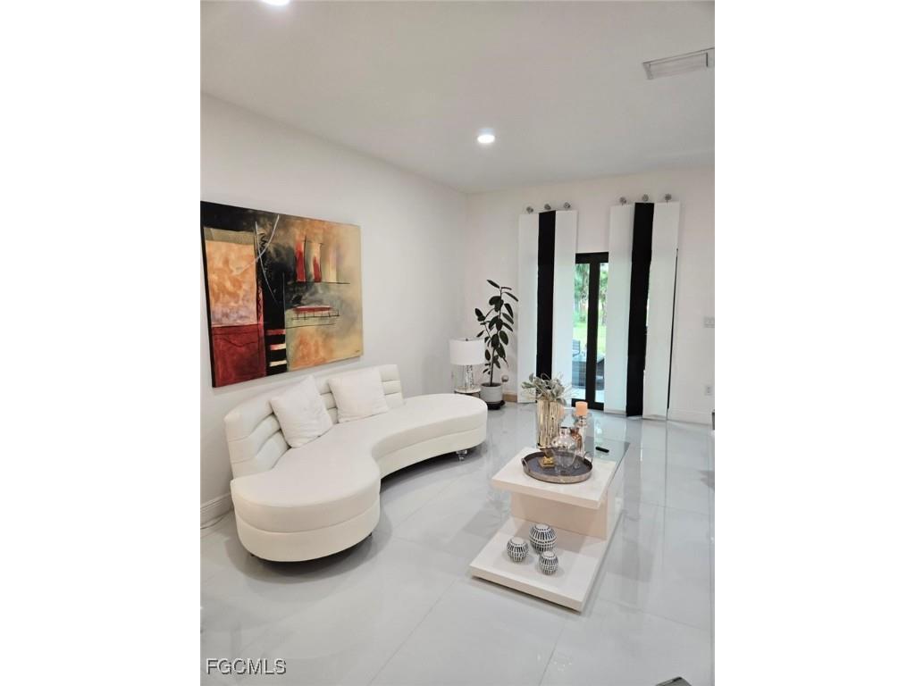 1015 Balboa Avenue Labelle FL 33935 2025000073 image13