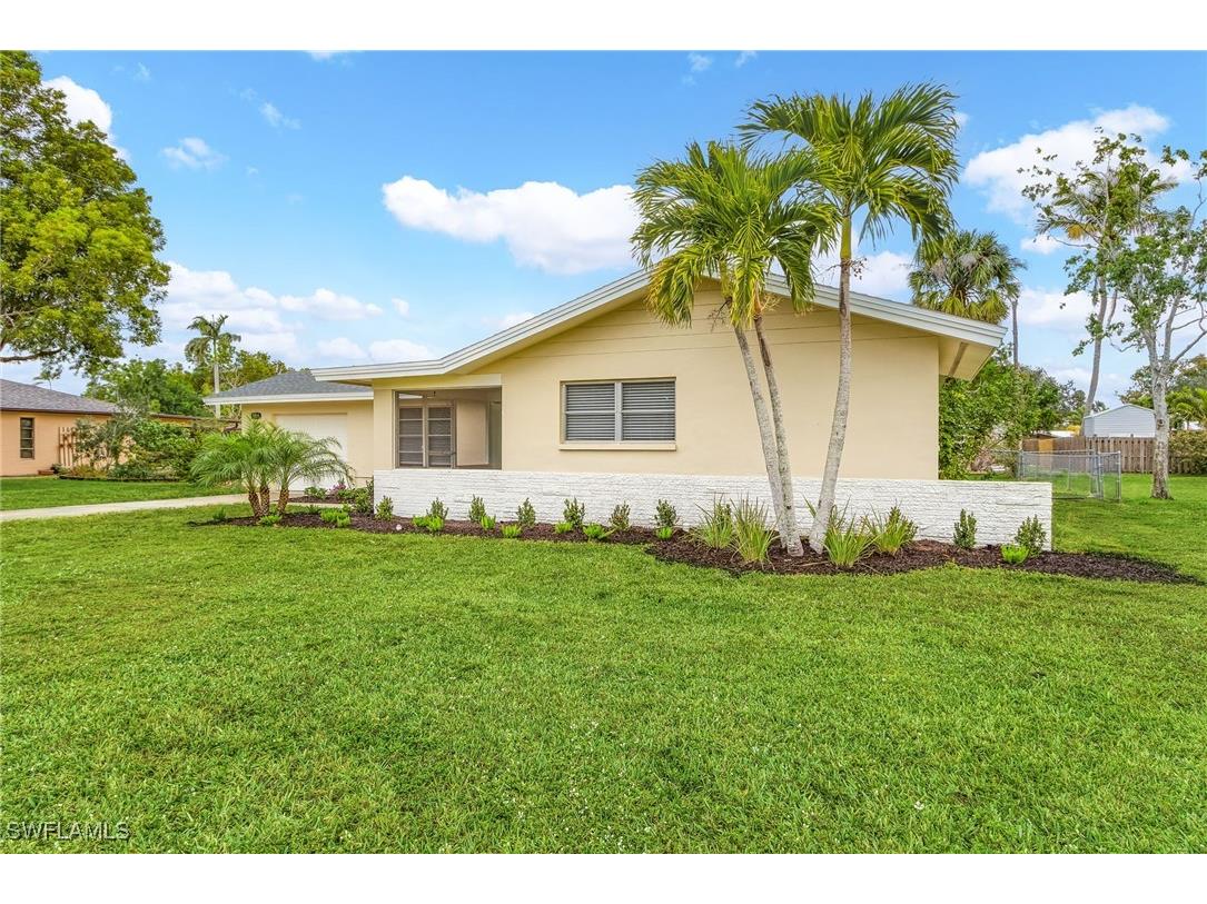1015 El Mar Avenue Fort Myers FL 33919 225012236 image3