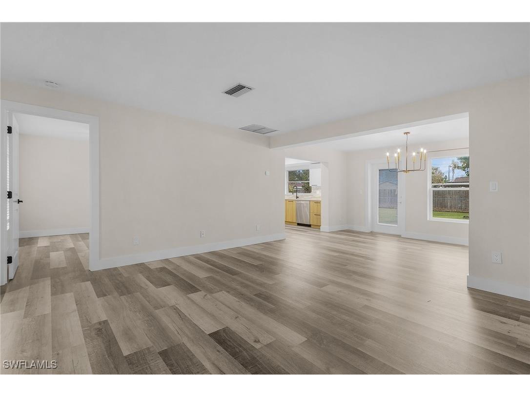 1015 El Mar Avenue Fort Myers FL 33919 225012236 image7