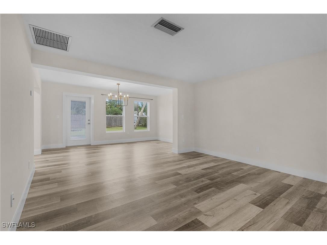 1015 El Mar Avenue Fort Myers FL 33919 225012236 image8