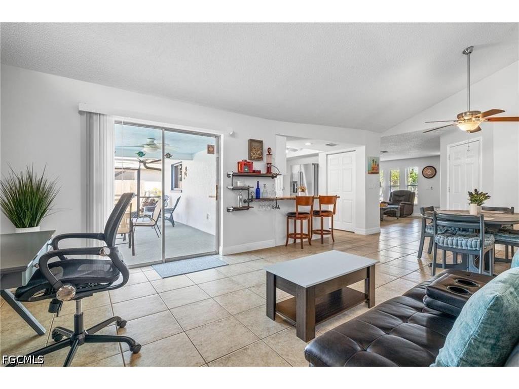1015 SE 25th Lane Cape Coral FL 33904 2026020385 image14