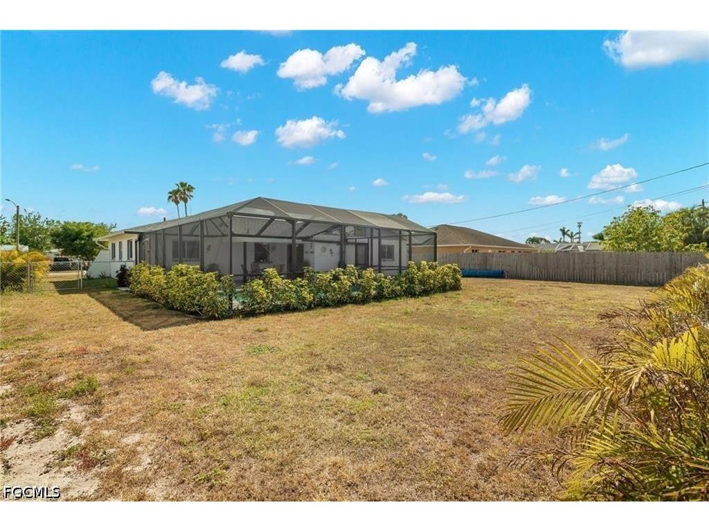 1015 SE 25th Lane Cape Coral FL 33904 2026020385 image18