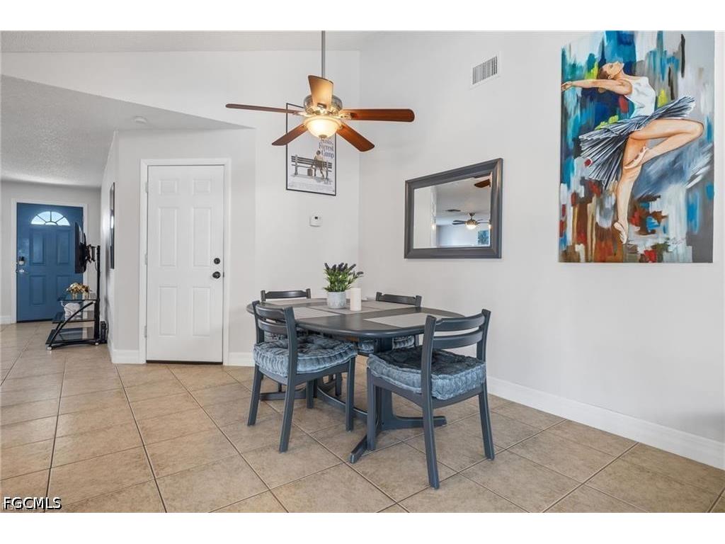 1015 SE 25th Lane Cape Coral FL 33904 2026020385 image2
