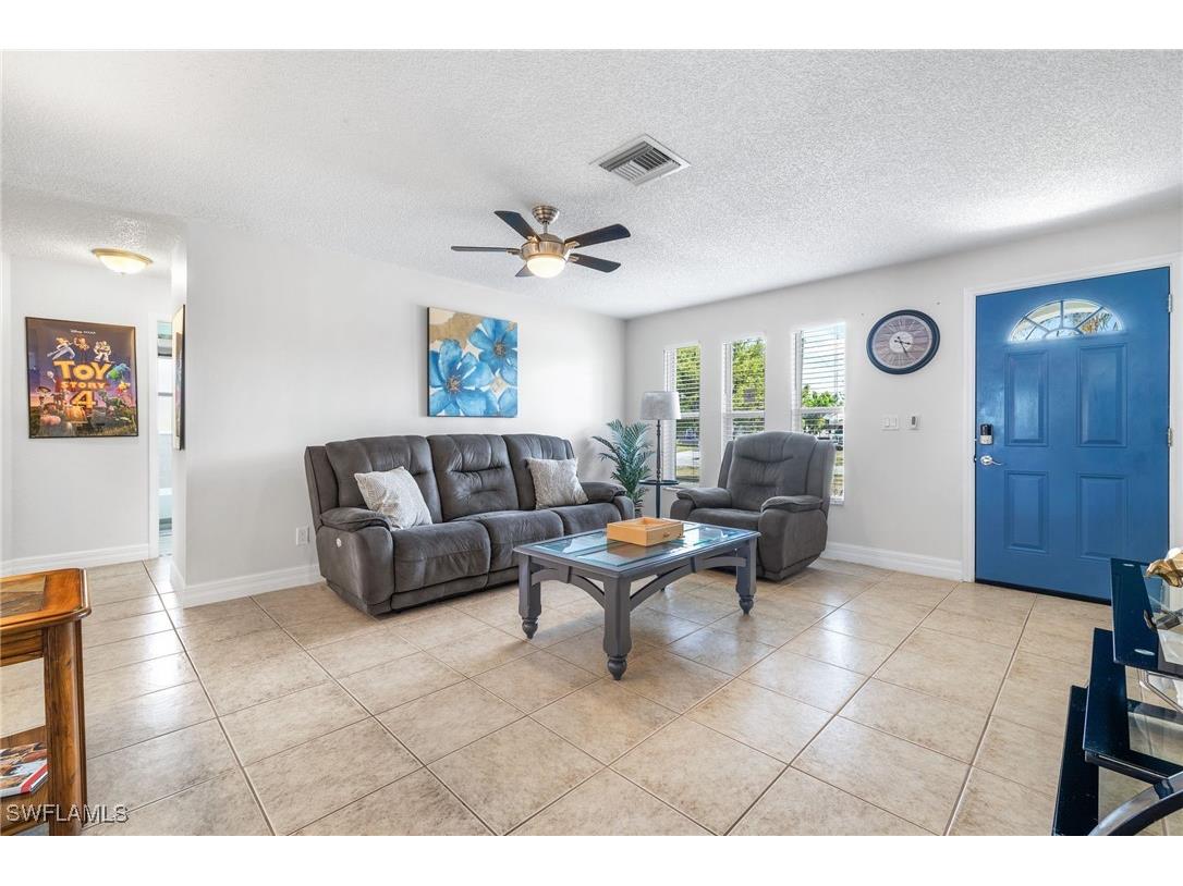 1015 SE 25th Lane Cape Coral FL 33904 225035335 image5
