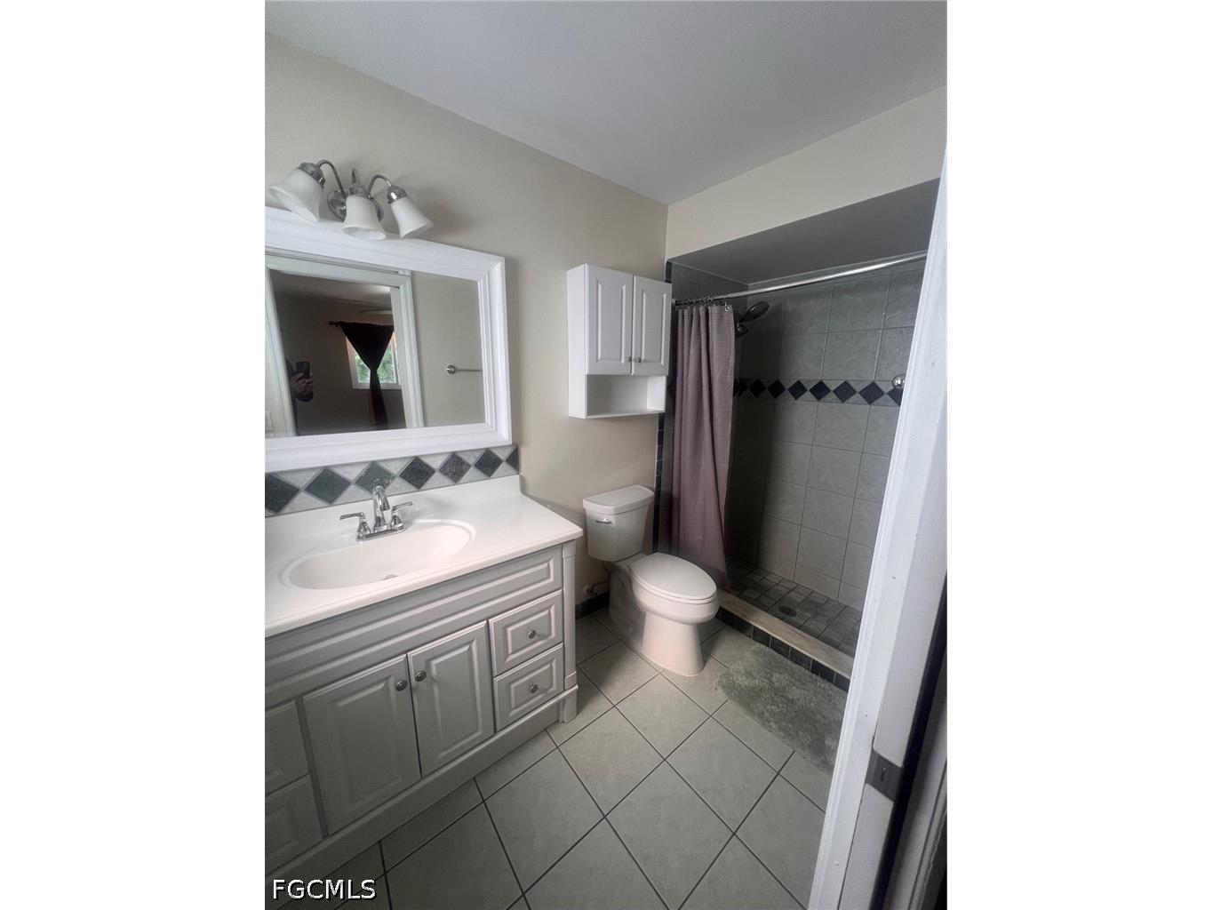 1015 SE 25th Terrace Cape Coral FL 33904 2026028609 image7