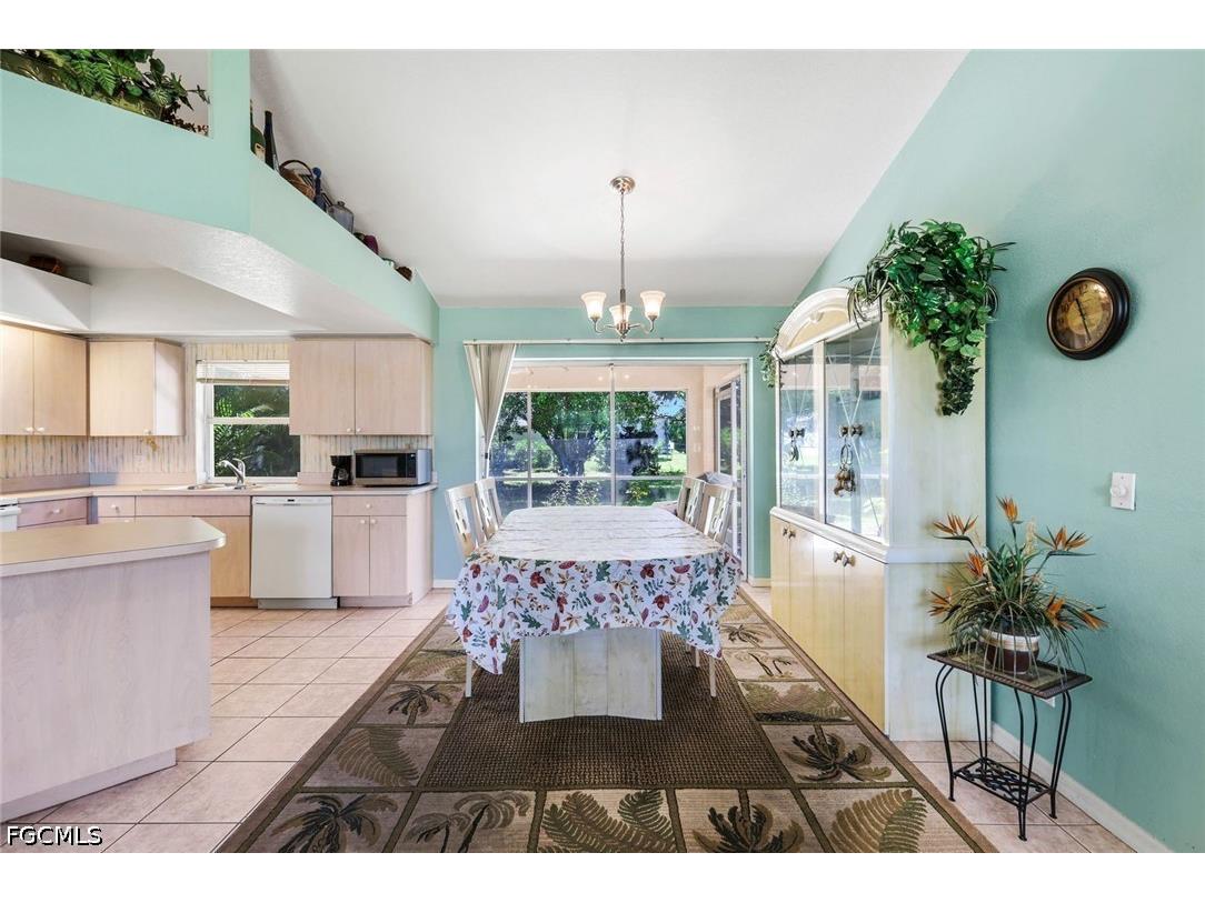 1015 SE 4th Place Cape Coral FL 33990 2026030879 image13