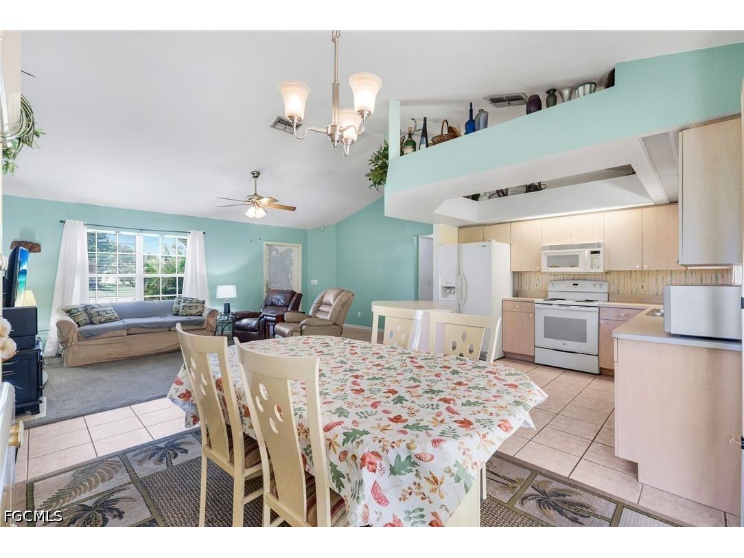 1015 SE 4th Place Cape Coral FL 33990 2026030879 image14