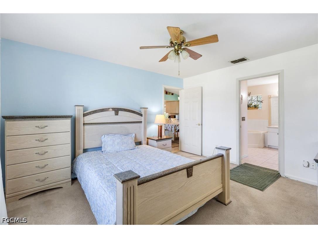 1015 SE 4th Place Cape Coral FL 33990 2026030879 image16