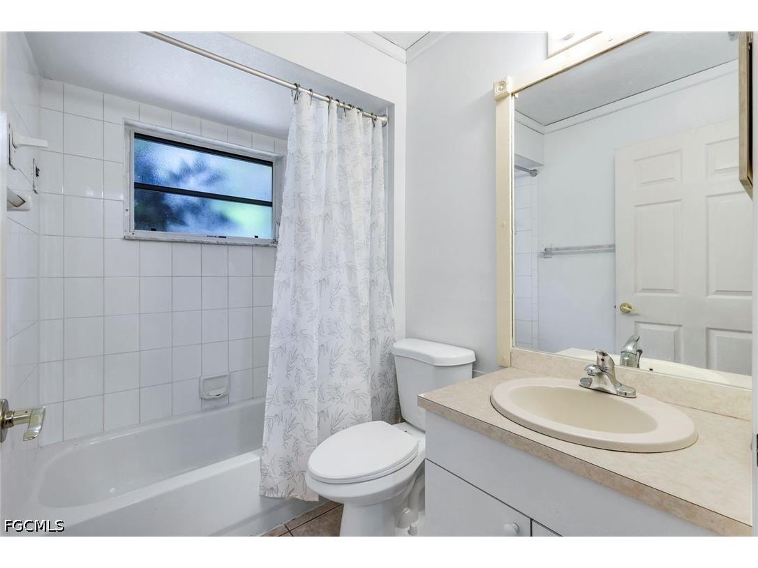 1015 SE 4th Place Cape Coral FL 33990 2026030879 image19