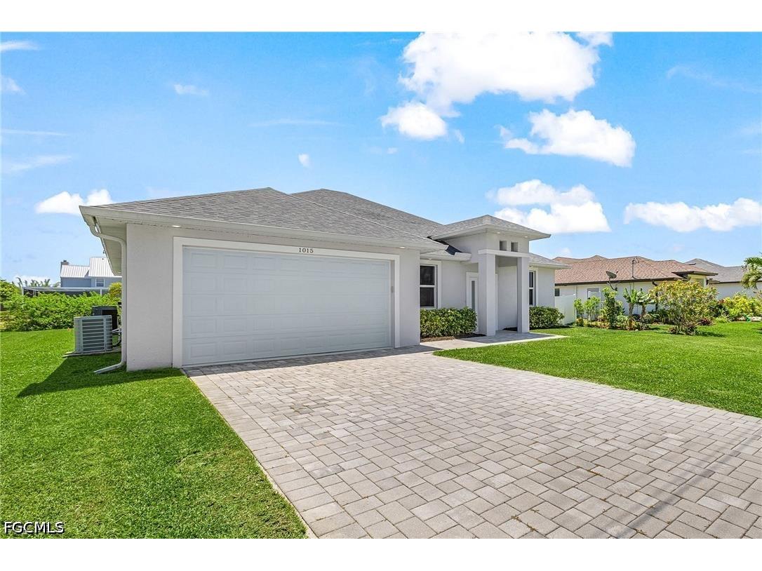 1015 SW 15th Place Cape Coral FL 33991 2026019422 image2