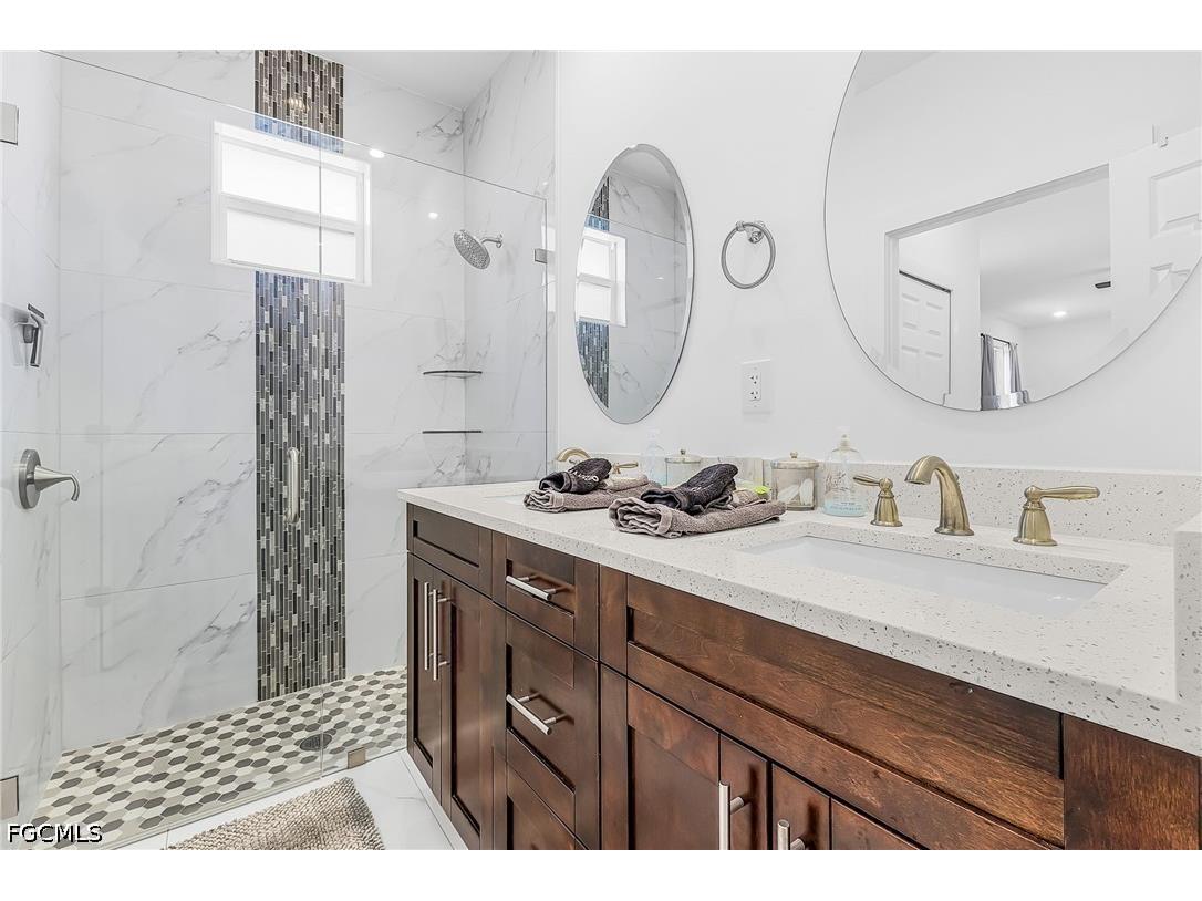 1015 SW 15th Place Cape Coral FL 33991 2026019422 image20
