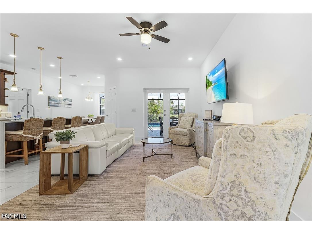 1015 SW 15th Place Cape Coral FL 33991 2026019422 image6