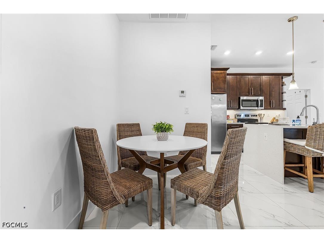 1015 SW 15th Place Cape Coral FL 33991 2026019422 image8