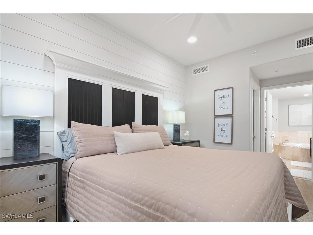 1015 Sandpiper Street #D102 Naples FL 34102 225083267 image15