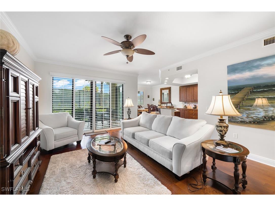 1015 Sandpiper Street #D105 Naples FL 34102 225082301 image1