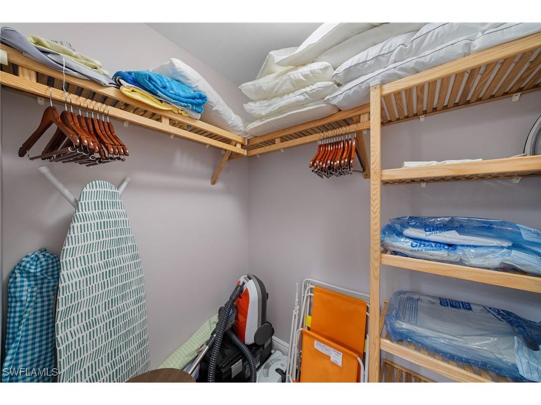 1015 Sandpiper Street #D105 Naples FL 34102 225082301 image20